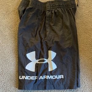 Under Armour grey shorts